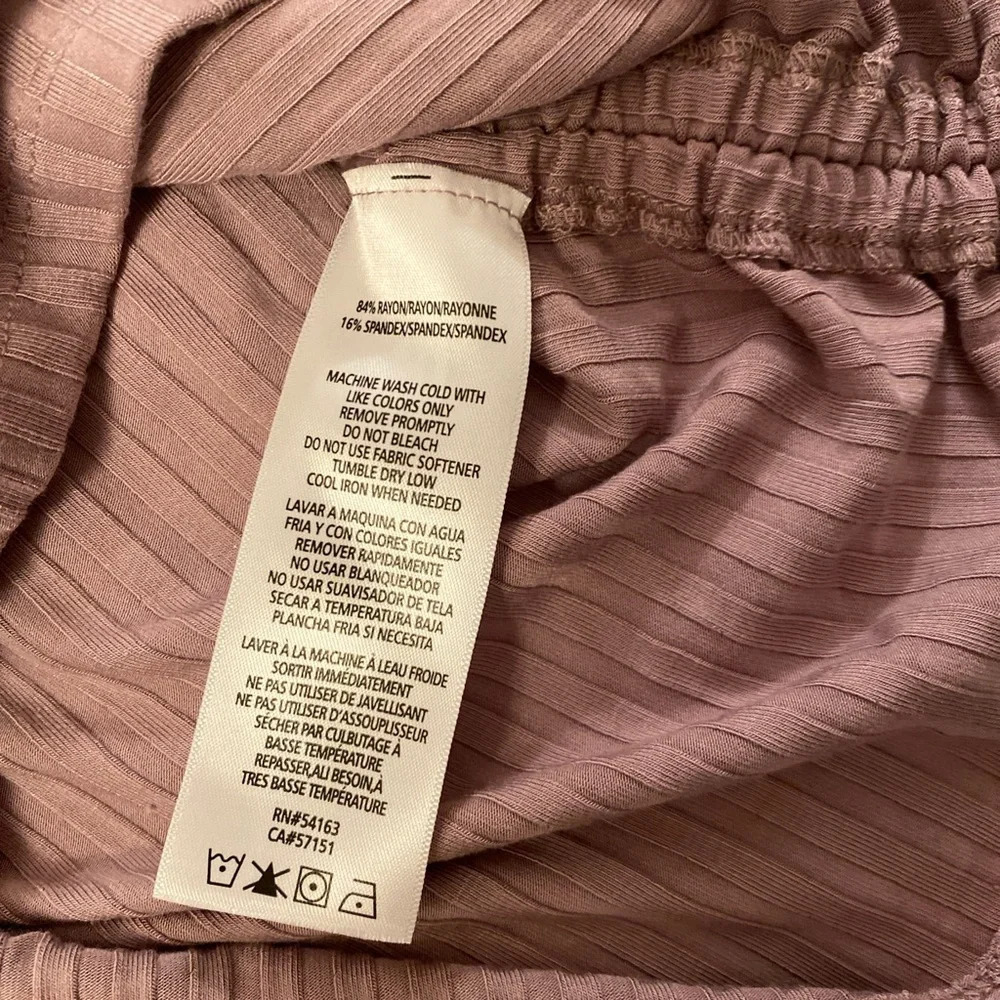 Calvin Klein Ribbed Top - Picture 9 of 10